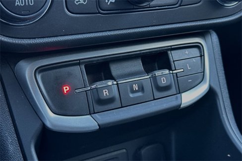 Used 2022 GMC Terrain SLT image 34