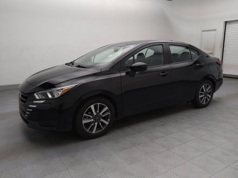 Used 2023 Nissan Versa SV image 2