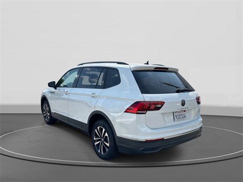 Certified 2022 Volkswagen Tiguan S image 4