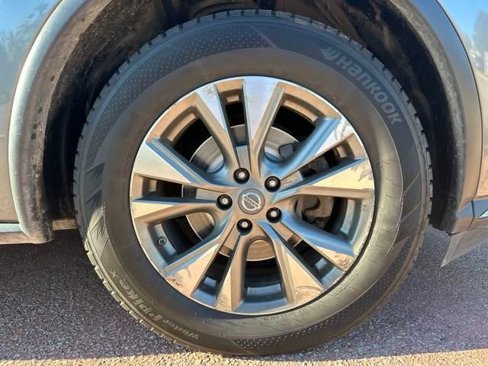 Used 2018 Nissan Murano SV image 31