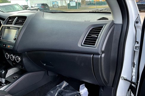Used 2019 Mitsubishi Outlander Sport LE image 14