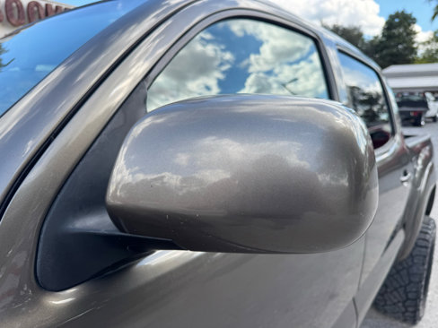 Used 2011 Toyota Tacoma PreRunner image 24