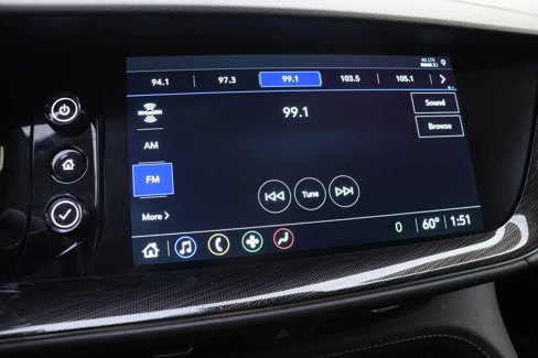 Used 2023 Buick Envision Essence image 7