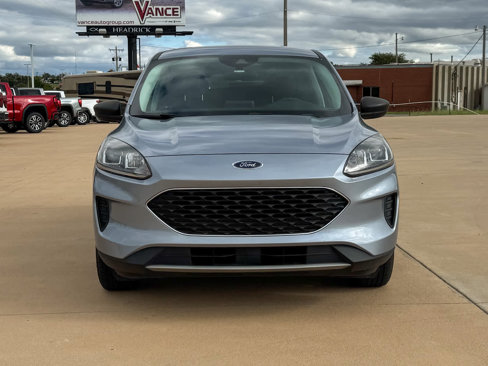 Used 2022 Ford Escape SE image 2
