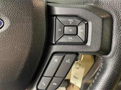 Used 2015 Ford F150 XLT w/ Equipment Group 302A Luxury image 11