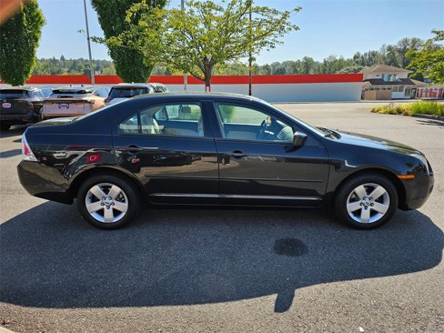 Used 2009 Ford Fusion SE image 4