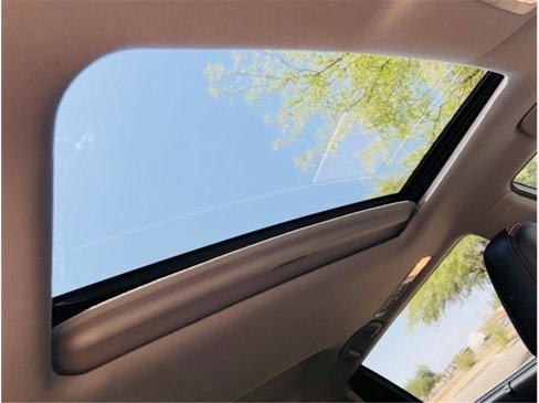 Used 2019 Toyota Highlander SE image 26