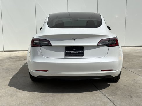 Used 2021 Tesla Model 3 Standard Range Plus image 8