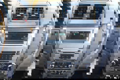 Used 2012 Ford Fusion SEL image 15