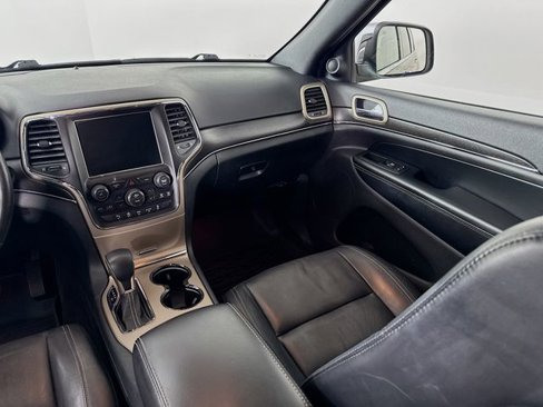 Used 2016 Jeep Grand Cherokee Limited image 27