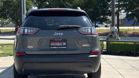 Used 2021 Jeep Cherokee Latitude Plus image 18