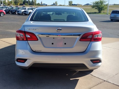 Used 2019 Nissan Sentra S image 14
