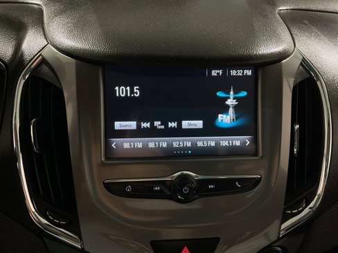 Used 2017 Chevrolet Cruze LT w/ Convenience Package image 18