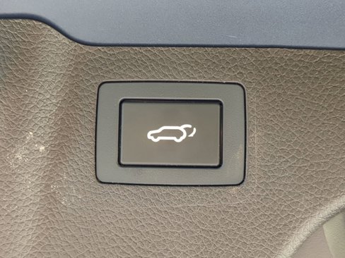 Used 2018 Hyundai Santa Fe Sport w/ 2.4L Tech Package 04 image 36