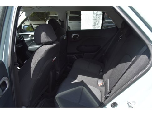New 2025 Hyundai Venue SE image 11