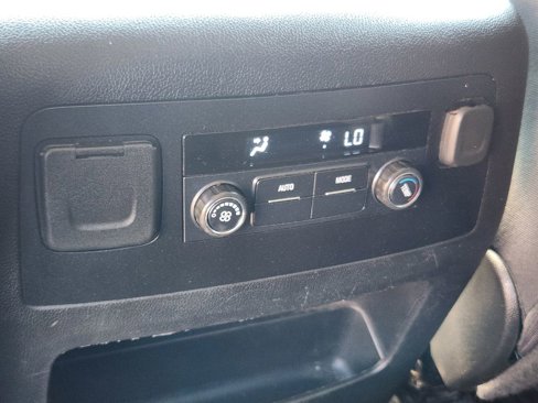 Used 2019 Chevrolet Tahoe LS image 23