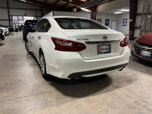 Used 2018 Nissan Altima 2.5 S w/ S Convenience Package image 8