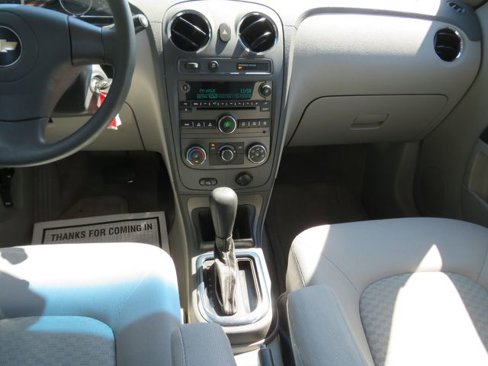 Used 2010 Chevrolet HHR LS image 25