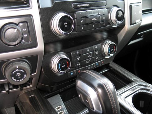 Used 2020 Ford F150 Platinum w/ Equipment Group 701A Luxury image 48