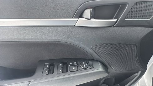 Used 2020 Hyundai Elantra SEL w/ Cargo Package (C1) image 17