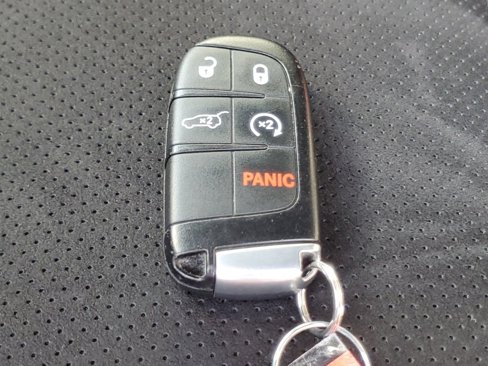 Used 2021 Jeep Grand Cherokee Laredo X image 43