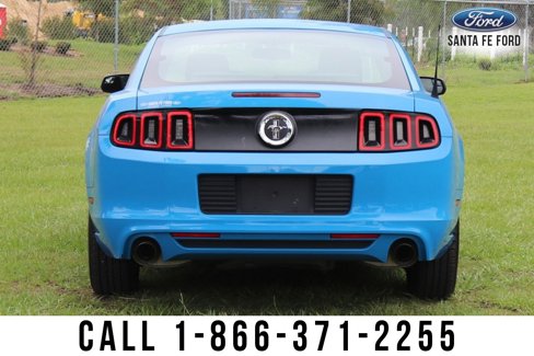 Used 2013 Ford Mustang Coupe image 7