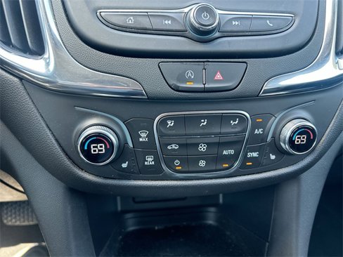 Used 2023 Chevrolet Equinox LT image 23