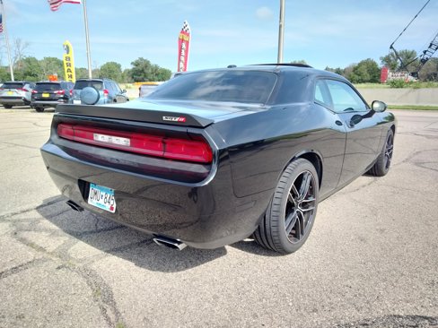 Used 2009 Dodge Challenger SRT8 w/ SRT Option Group II image 8