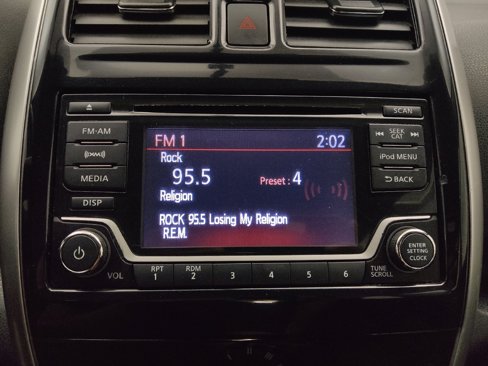 Used 2017 Nissan Versa Note SV image 25