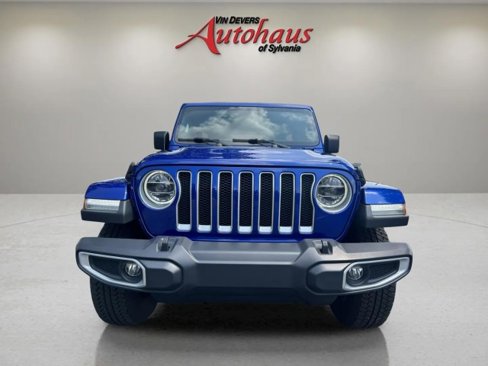 Used 2020 Jeep Wrangler Unlimited Sahara image 2