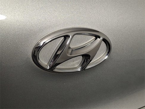 Used 2018 Hyundai Tucson SE image 30