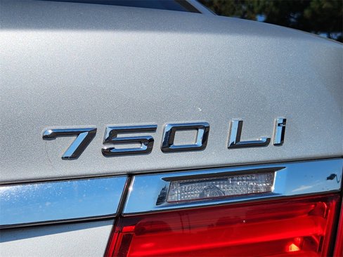 Used 2011 BMW 750Li xDrive image 14