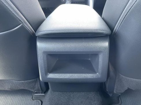 Used 2024 Toyota Camry SE image 26