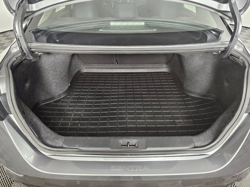 Used 2022 Nissan Sentra SV image 18
