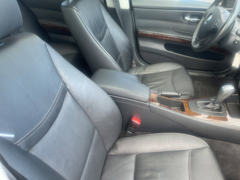 Used 2011 BMW 328i xDrive Sedan image 16