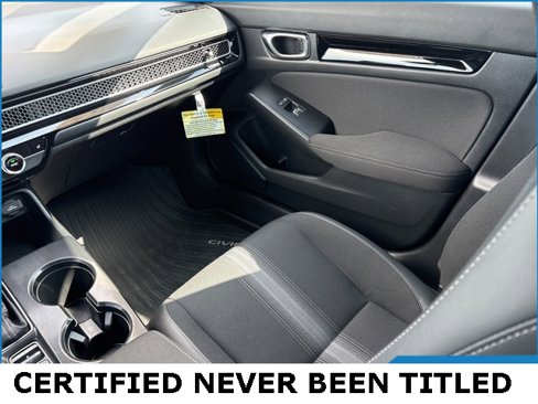Used 2025 Honda Civic Sport image 16
