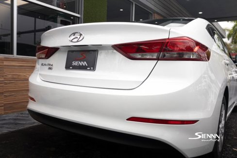 Used 2018 Hyundai Elantra SE image 10