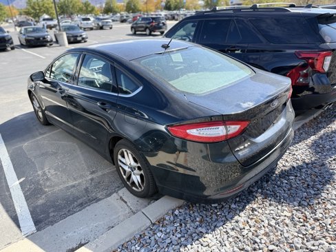 Used 2014 Ford Fusion SE image 6