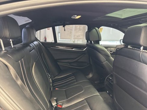 Used 2018 BMW 530e image 15