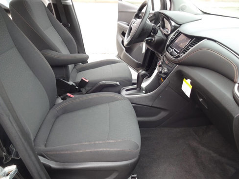 Used 2020 Chevrolet Trax LS w/ Tint and Cruise Package image 10
