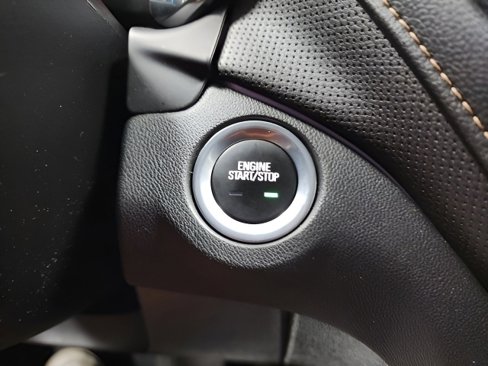 Used 2018 Chevrolet Equinox Premier image 33