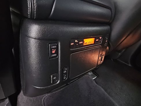 Used 2018 Nissan Armada Platinum w/ Captain Seat Package image 34
