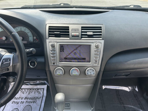 Used 2011 Toyota Camry SE image 29