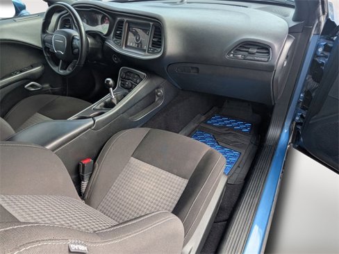Certified 2022 Dodge Challenger R/T w/ Driver Convenience Group image 25