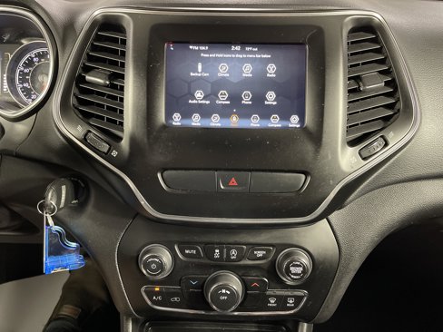 Used 2020 Jeep Cherokee Latitude image 21