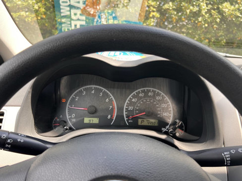 Used 2013 Toyota Corolla LE Special Edition image 18