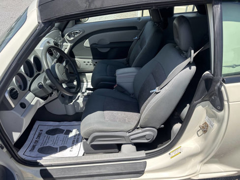 Used 2007 Chrysler PT Cruiser Convertible image 9