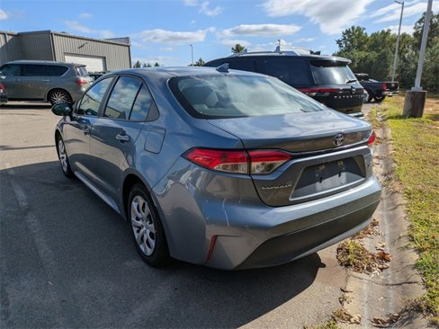 Used 2023 Toyota Corolla LE image 4