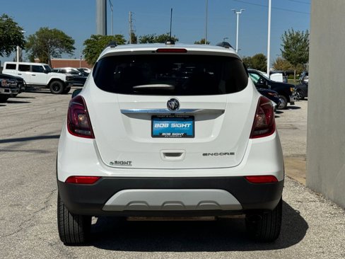 Used 2020 Buick Encore Preferred image 29