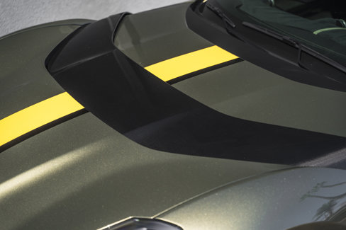 Used 2023 Ferrari 812 Competizione image 32